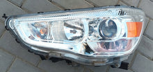 Laden Sie das Bild in den Galerie-Viewer, Frontscheinwerfer Mitsubishi Asx 8301C641 Xenon Links Scheinwerfer Headlight