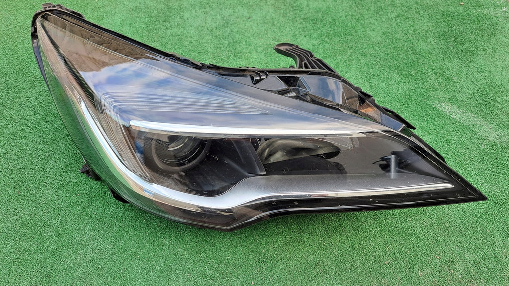 Frontscheinwerfer Opel Astra 39047199 LED Rechts Scheinwerfer Headlight