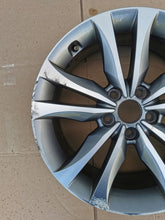 Load image into Gallery viewer, 1x Alufelge 18 Zoll 7.5" 5x114.3 49 5ET 529102W285 Hyundai Santa III Fe FEL6183209292vt