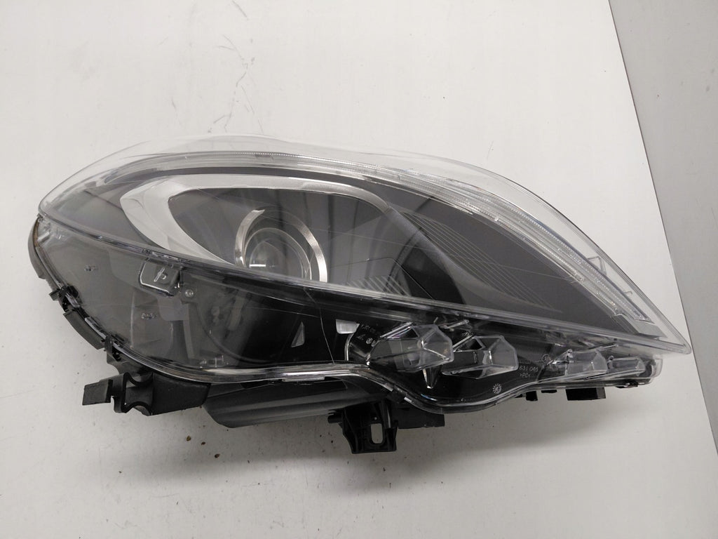 Frontscheinwerfer Mercedes-Benz W246 A2468200239 Rechts Scheinwerfer Headlight SCH9572053201vb