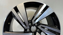 Laden Sie das Bild in den Galerie-Viewer, 1x Alufelge 18 Zoll 7.0" 5x100 39ET Glanz Schwarz 2GM601025H Vw Rim Wheel FEL3144119962nu