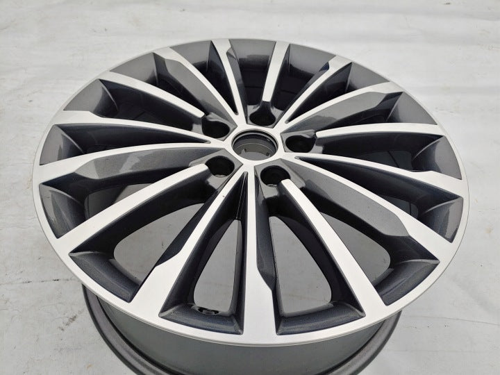 1x Alufelge 18 Zoll 7.0" 5x112 45ET Glanz Graphit 57A601025N Mg Karoq Rim Wheel FEL6442681994wk
