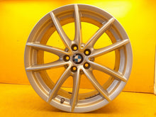 Laden Sie das Bild in den Galerie-Viewer, 1x Alufelge 18 Zoll 7.0" 5x112 22ET Glanz Silber 6880047 BMW 5 G31 G30 Rim Wheel FEL3890165710uo