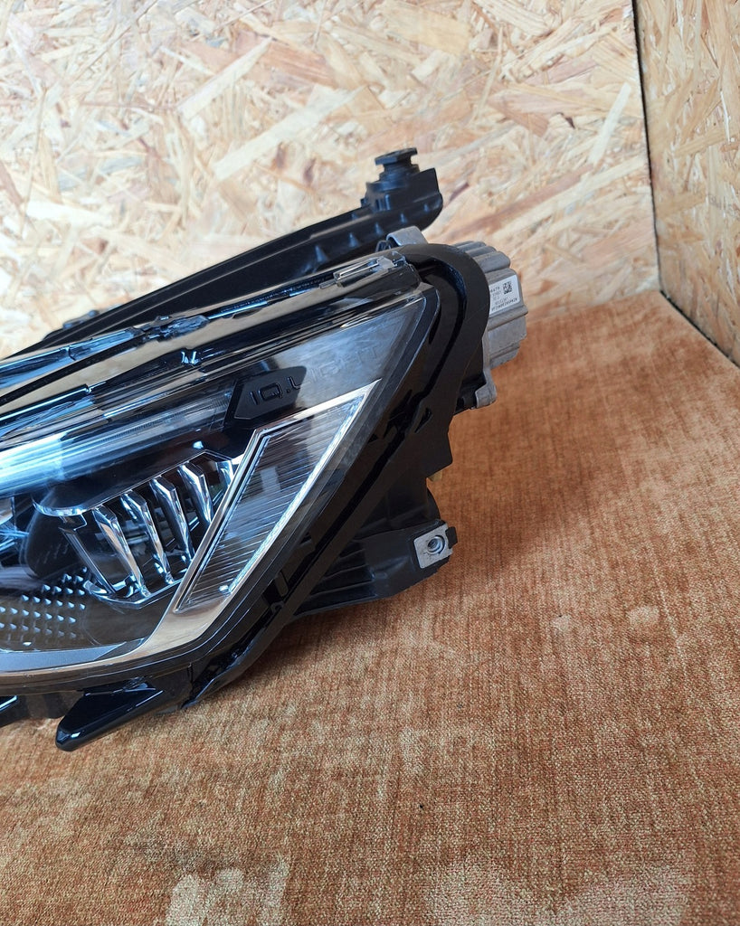 Frontscheinwerfer VW Passat B8 3G1941081P LED Links Scheinwerfer Headlight SCH8248270206du