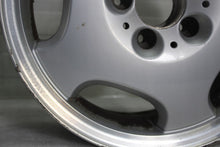 Laden Sie das Bild in den Galerie-Viewer, 4x Alufelge 16 Zoll 7.0" 5x112 37ET Glanz Silber A2084010102 Mercedes-Benz W210 FEL2354113835vg