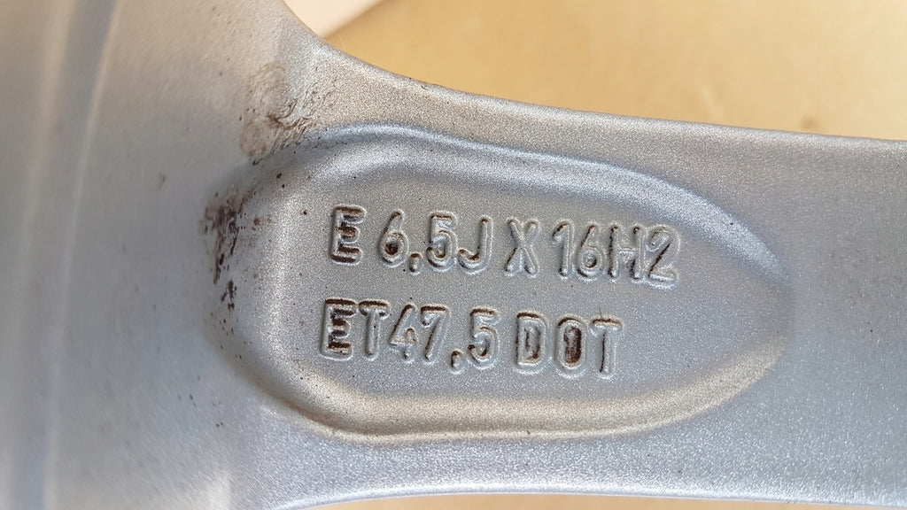 1x Alufelge 16 Zoll 6.5" 4x108 47 5ET 65JX16 ET475 Ford Fiesta Rim Wheel