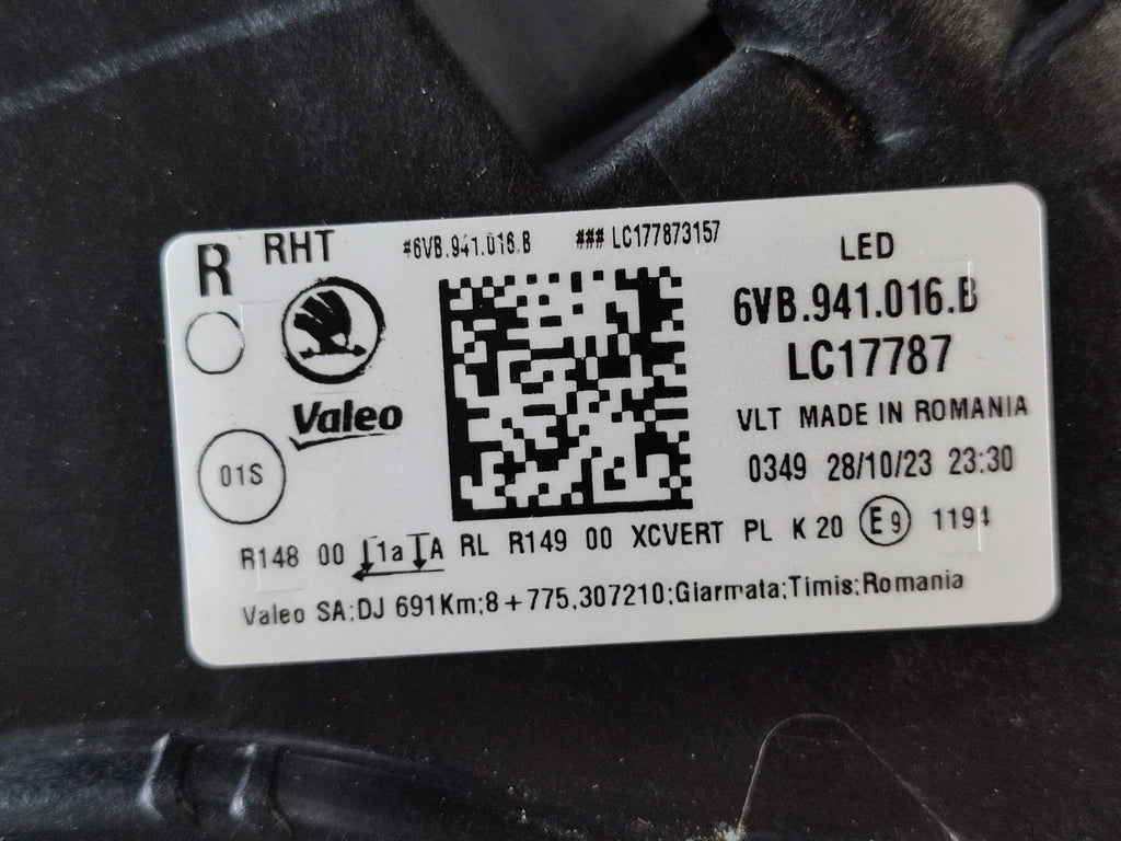 Frontscheinwerfer Skoda Fabia 6VB941016B 6VB941015B LED Rechts Headlight