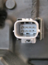 Laden Sie das Bild in den Galerie-Viewer, Frontscheinwerfer Toyota Corolla 16-184 Links Scheinwerfer Headlight SCH9088853205wr