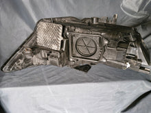 Laden Sie das Bild in den Galerie-Viewer, Frontscheinwerfer Audi A6 C8 4K0941033 Links Scheinwerfer Headlight SCH1158849601we