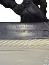 Laden Sie das Bild in den Galerie-Viewer, Frontscheinwerfer Toyota Avensis Estate 35108 Rechts Scheinwerfer Headlight SCH3826934555fg