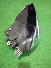 Load image into Gallery viewer, Frontscheinwerfer VW Sportsvan 517941036A 90111565 Rechts Scheinwerfer Headlight SCH5540833897yg