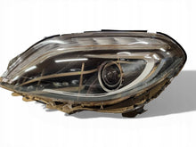 Laden Sie das Bild in den Galerie-Viewer, Frontscheinwerfer Mercedes-Benz W246 W242 LE10C6229130702375600 FALSE Headlight SCH6040016849sm