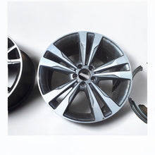 Laden Sie das Bild in den Galerie-Viewer, 1x Alufelge 19 Zoll 9.5&quot; 5x112 A2224011402 Mercedes-Benz W222 Rim Wheel