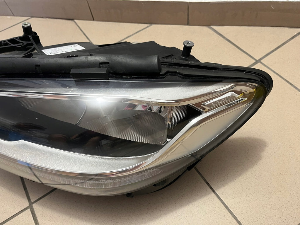 Frontscheinwerfer Mercedes-Benz W247 A2479067500 Links Scheinwerfer Headlight