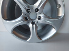 Laden Sie das Bild in den Galerie-Viewer, 1x Alufelge 18 Zoll 8.5&quot; 5x112 2124016002 Mercedes-Benz W212 Rim Wheel