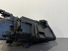 Load image into Gallery viewer, Frontscheinwerfer Mercedes-Benz Cla Links Scheinwerfer Headlight SCH1566469628su