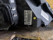 Laden Sie das Bild in den Galerie-Viewer, Frontscheinwerfer Mazda Cx-5 13170933 Xenon Rechts Scheinwerfer Headlight SCH5831066279po