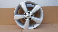 Load image into Gallery viewer, 1x Alufelge 17 Zoll 6.5&quot; 5x114.3 40ET Nissan Qashqai J10 Rim Wheel