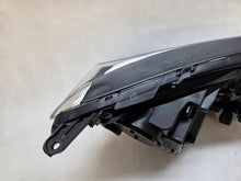 Laden Sie das Bild in den Galerie-Viewer, Frontscheinwerfer Toyota SPP15801 W3049K03 Links Scheinwerfer Headlight SCH9518181867ll