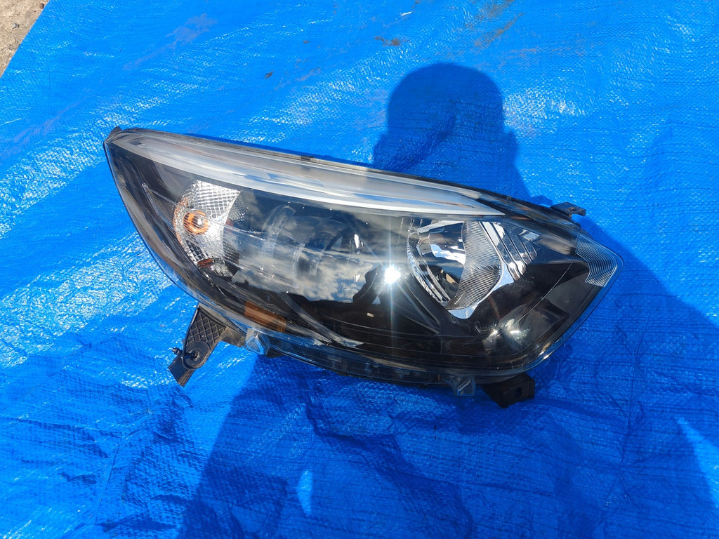 Frontscheinwerfer Renault Captur I 260105066R Rechts Scheinwerfer Headlight