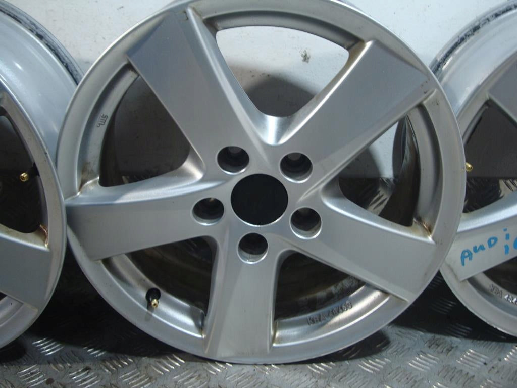 4x Alufelge 18 Zoll 8.5" 5x112 29ET Glanz Silber 8T0601025 Audi Rim Wheel FEL6493766664jz