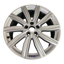 Load image into Gallery viewer, 1x Alufelge 19 Zoll 8.0&quot; 5x112 39ET Glanz Silber 4K0601025M Audi A6 C8 Rim Wheel