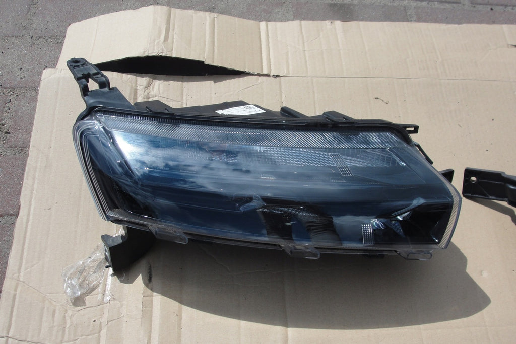 Frontscheinwerfer Dacia Spring 266008993R LED Ein Stück (Rechts oder Links)