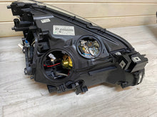 Load image into Gallery viewer, Frontscheinwerfer BMW 7 F01 F02 7182149 Xenon Links Scheinwerfer Headlight SCH4067682949md