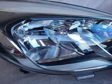 Load image into Gallery viewer, Frontscheinwerfer Ford Fiesta H1BB13W029AE Ein Satz Scheinwerfer Headlight