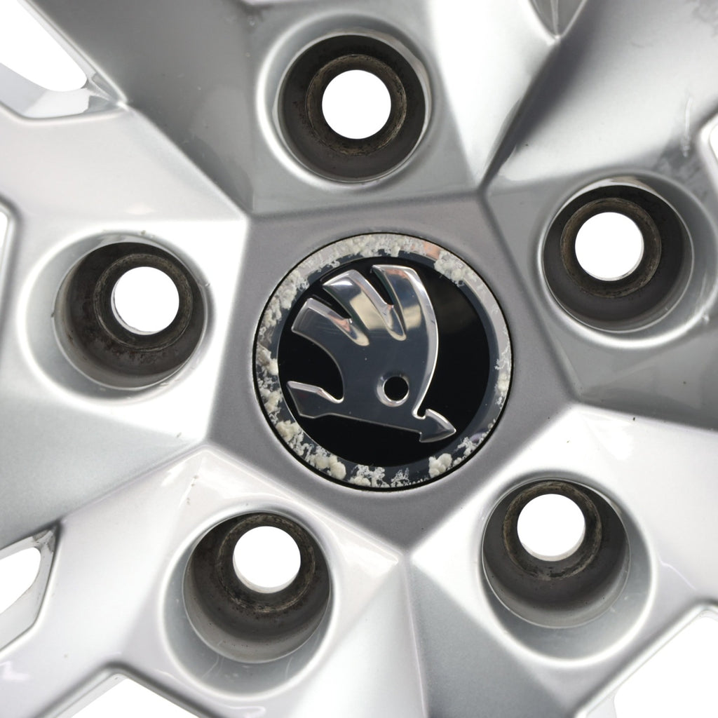 1x Alufelge 18 Zoll 8.0" 5x112 44ET Glanz Silber 3V0601025 Skoda Superb FEL8978621757jz