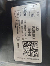 Laden Sie das Bild in den Galerie-Viewer, Frontscheinwerfer Seat Tarraco 5FJ941007 Links Scheinwerfer Headlight