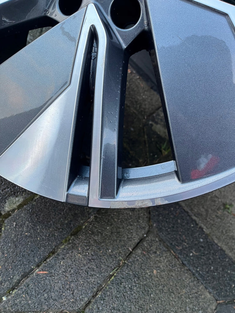 1x Alufelge 19 Zoll 8.0" 5x112 45ET Glanz Silber 5LA601025A Skoda Enyaq FEL1005896518jk