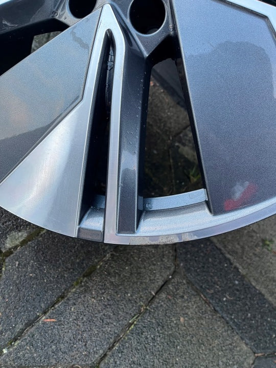 1x Alufelge 19 Zoll 8.0" 5x112 45ET Glanz Silber 5LA601025A Skoda Enyaq FEL1005896518jk