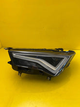 Laden Sie das Bild in den Galerie-Viewer, Frontscheinwerfer Seat Ateca 576941031B LED Links Scheinwerfer Headlight