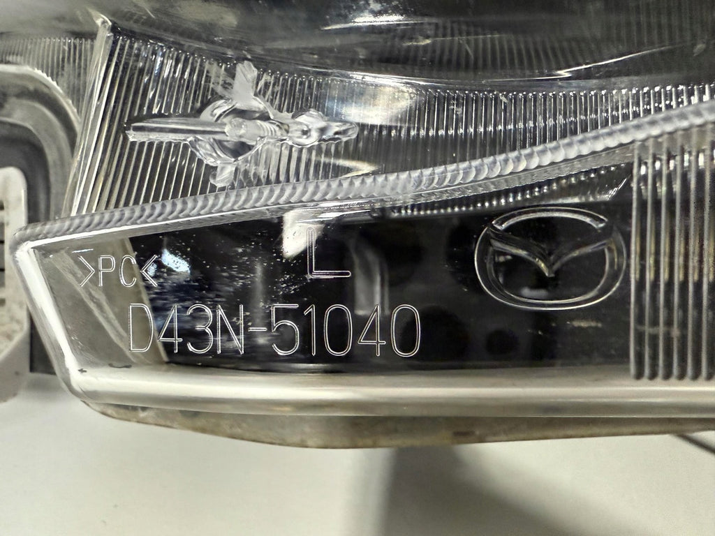 Frontscheinwerfer Mazda 2 D43N-51040 Full LED Links Scheinwerfer Headlight SCH1026718911lp