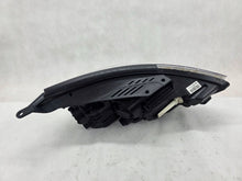 Laden Sie das Bild in den Galerie-Viewer, Frontscheinwerfer Hyundai I30 III 92101G4020 Links Scheinwerfer Headlight SCH3375530057pp