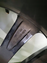 Load image into Gallery viewer, 1x Alufelge 19 Zoll 7.0" 5x114.3 31ET 403004862R Renault Rim Wheel FEL9545114614bx