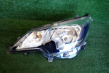 Load image into Gallery viewer, Frontscheinwerfer Mitsubishi Space Star 8301D445 Links Scheinwerfer Headlight SCH7152313864va