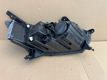 Laden Sie das Bild in den Galerie-Viewer, Frontscheinwerfer Dacia Dokker Sandero III Jogger 280602561R Links Headlight