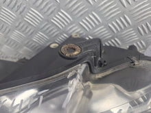 Laden Sie das Bild in den Galerie-Viewer, Frontscheinwerfer VW Touran 0301233201 Links Scheinwerfer Headlight SCH4270003194fn