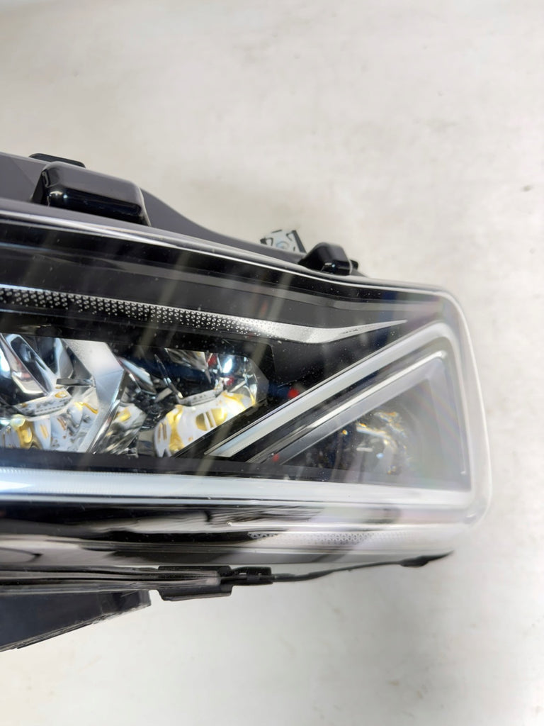 Frontscheinwerfer Seat Leon 5FB941008F Rechts Scheinwerfer Headlight SCH8191274605qp