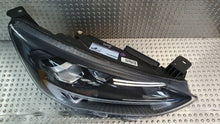 Laden Sie das Bild in den Galerie-Viewer, Frontscheinwerfer Ford Focus MX7B-13E014-FD Full LED Rechts Headlight SCH5634013309oz