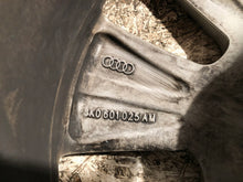 Load image into Gallery viewer, 1x Alufelge 17 Zoll 7.5&quot; 5x112 45ET 8K06020125AM Audi A4 B8 Rim Wheel