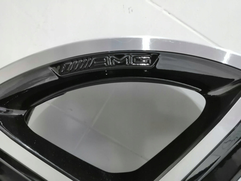 1x Alufelge 19 Zoll A1564010600 Mercedes-Benz Gla Amg Rim Wheel FEL2000961538hv