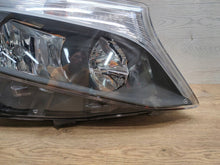 Load image into Gallery viewer, Frontscheinwerfer Mercedes-Benz Vito W447 A4478200161 Rechts Headlight