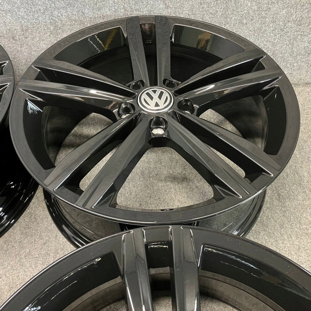 4x Alufelge 18 Zoll 7.5" 5x112 51ET Glanz Grau 5G0601025DC VW Golf Vii Rim Wheel FEL1284372455xe