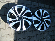 Laden Sie das Bild in den Galerie-Viewer, 1x Alufelge 17 Zoll 7.0" 5x112 45ET Matt Schwarz VW T-Roc Rim Wheel FEL8899789105qu