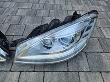 Laden Sie das Bild in den Galerie-Viewer, Frontscheinwerfer Mercedes-Benz W221 Ein Stück (Rechts oder Links) Headlight