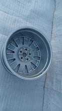 Laden Sie das Bild in den Galerie-Viewer, 1x Alufelge 19 Zoll 8.5" 5x120 K945ESI7 Opel Insignia Rim Wheel FEL2415431192zp
