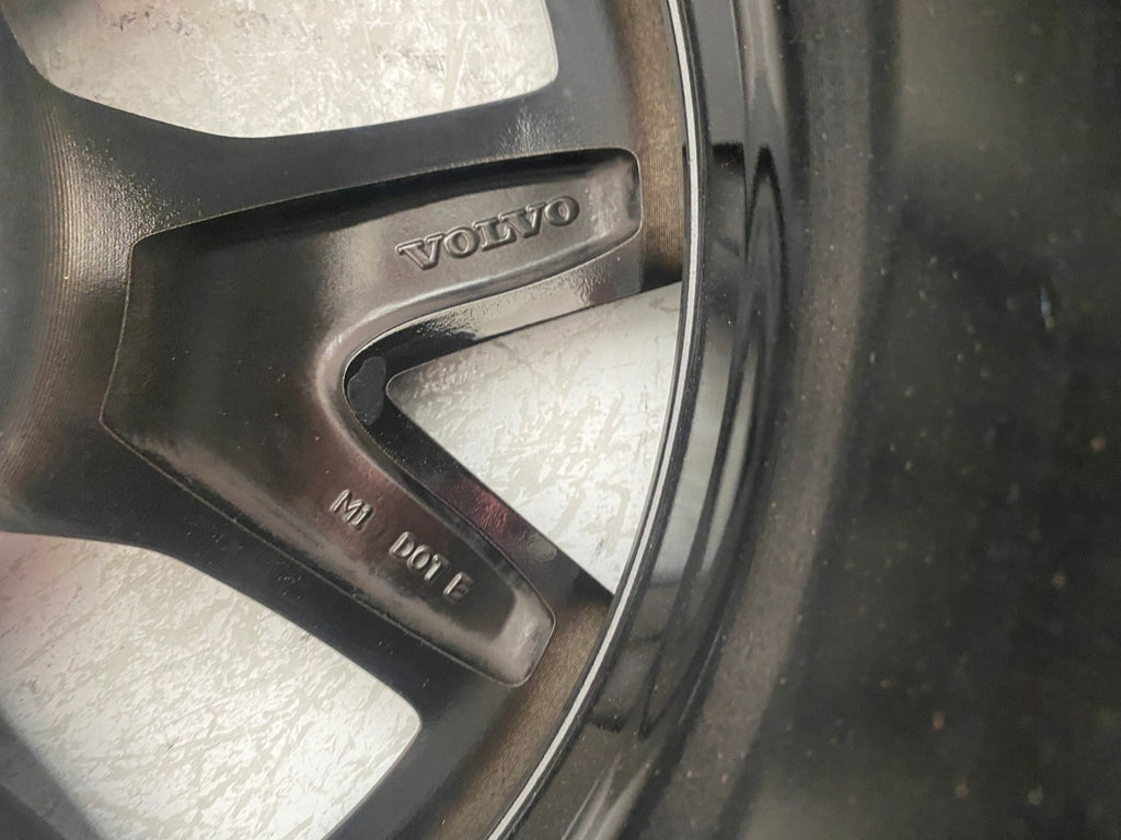 1x Alufelge 17 Zoll 7.0" 5x108 40 5ET Glanz Silber 32271987 Volvo S60 V60 V40 FEL8284701549ln